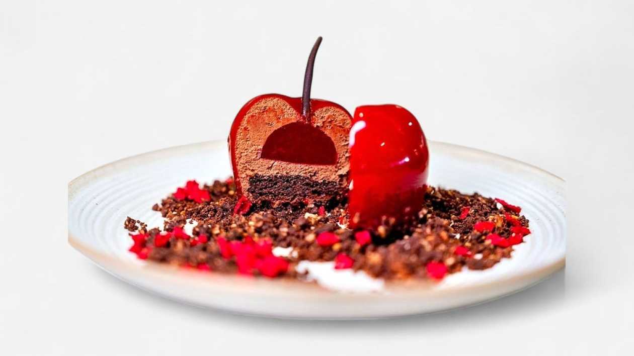 CHOCOLATE APPLE&RASBERRY CAKE