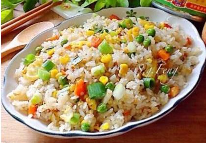 FRIED RICE WITH VEGETABLES AND EGG (150g)