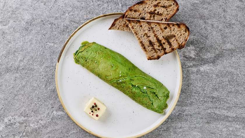 Špenátová omeleta s kozím sýrem