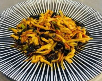 FISH-FLAVORED CHICKEN (350g)