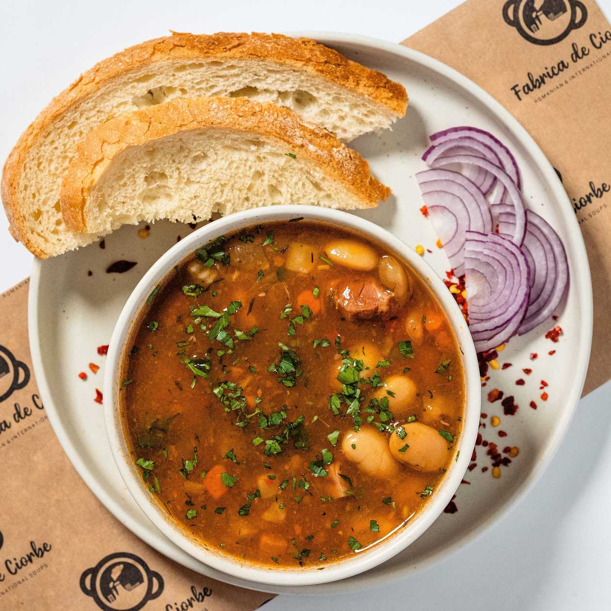 Ciorbă de fasole cu afumătură