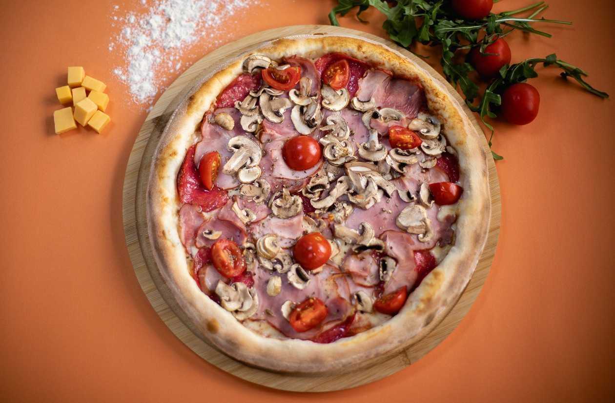 Caprichosa (8 Slices)