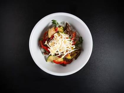 Hovädzie s thajskou bazalkou a chilli