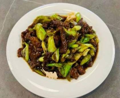 BEEF WITH CHINESE LEEK (350g)