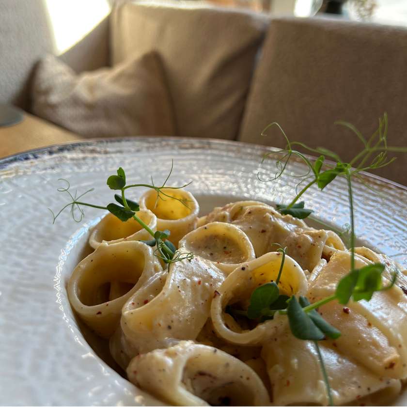 Pasta with confit Garlic