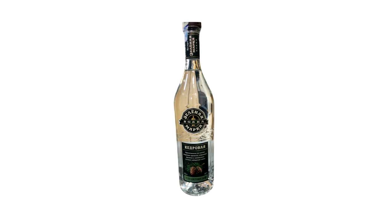 Vodka Zelionaya brand Kedrovaya 0.5 l