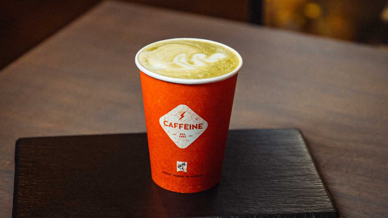 Strawberry matcha latte 355 ml