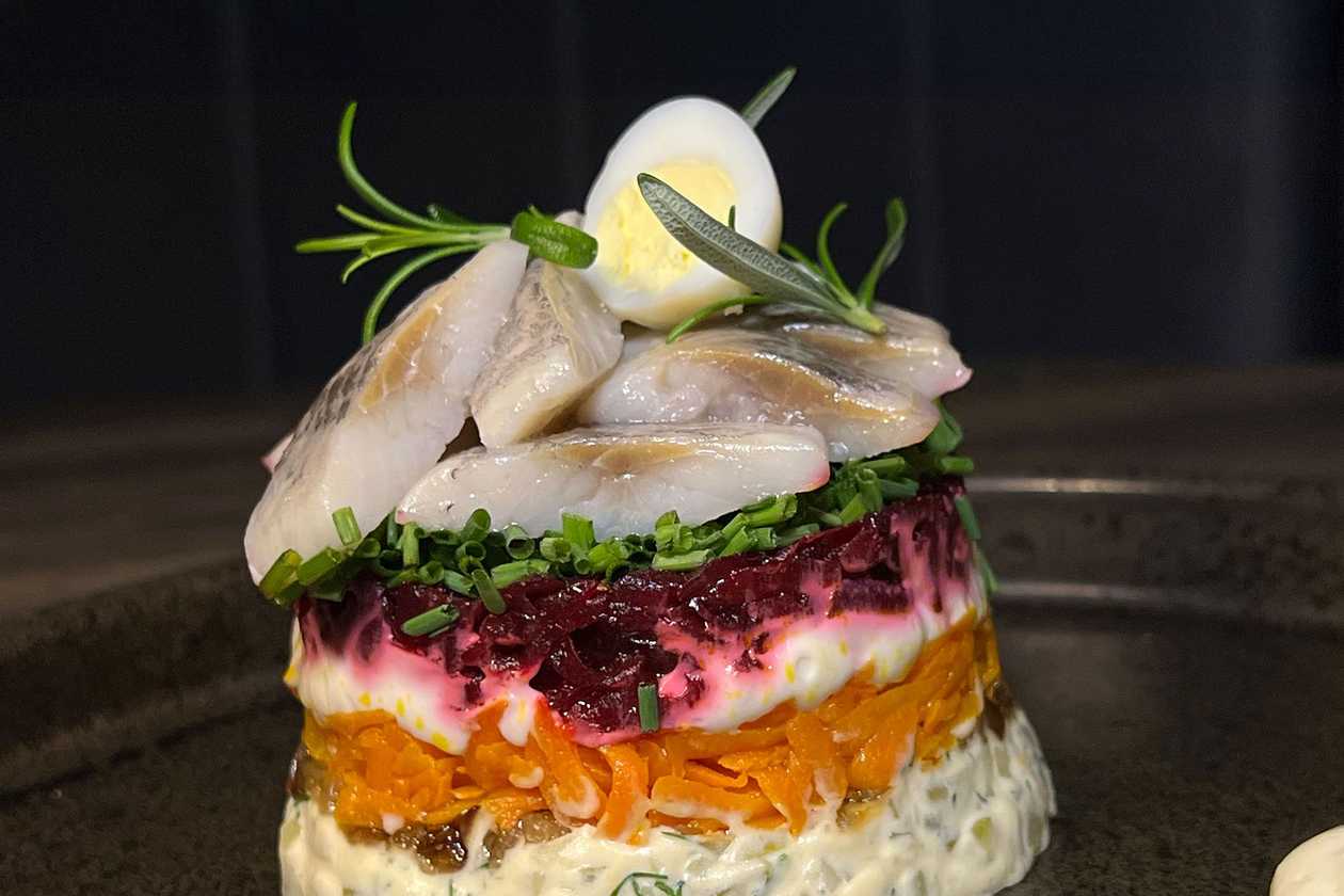 Šventinė silkė pataluose