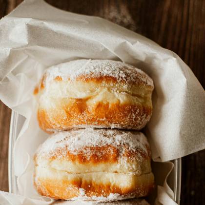 Cutie 2 gogosi cu fistic