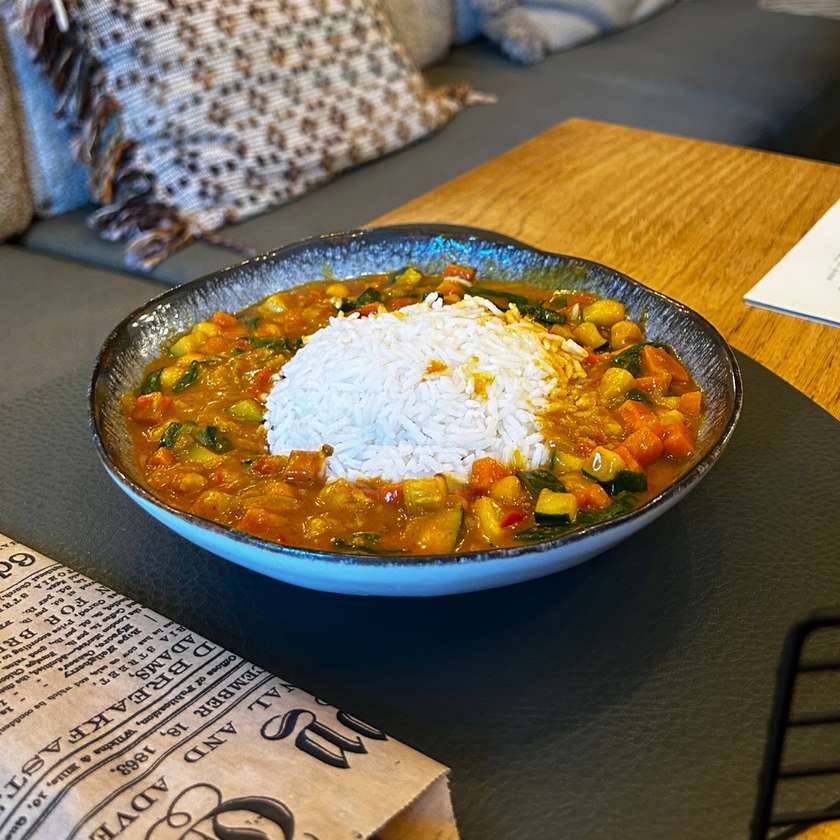 Indian Chickpea & Spinach Curry - served with rice