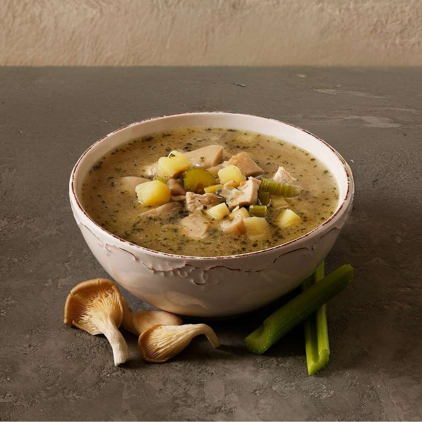 Kuřecí polévka s hlívou malá