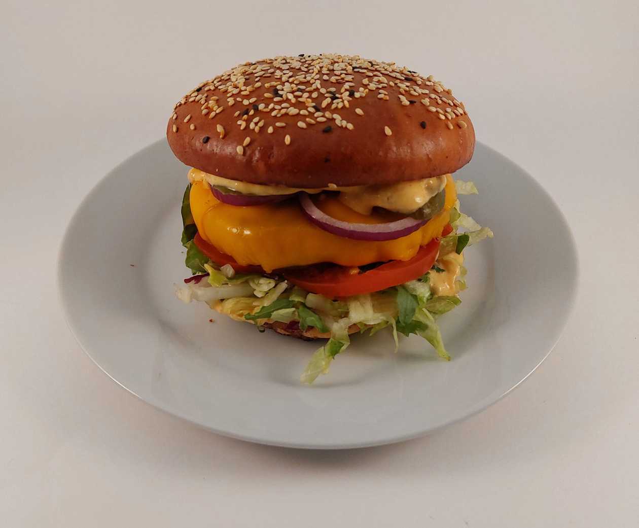 Golden clasic burger
