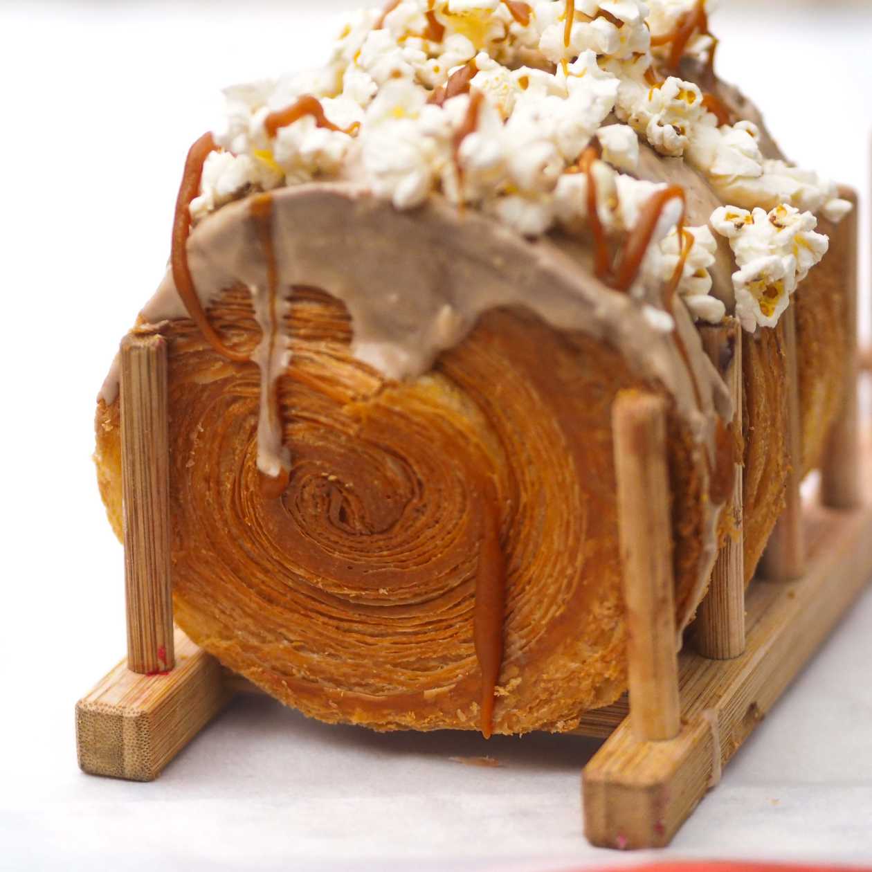 Rolls pop corn