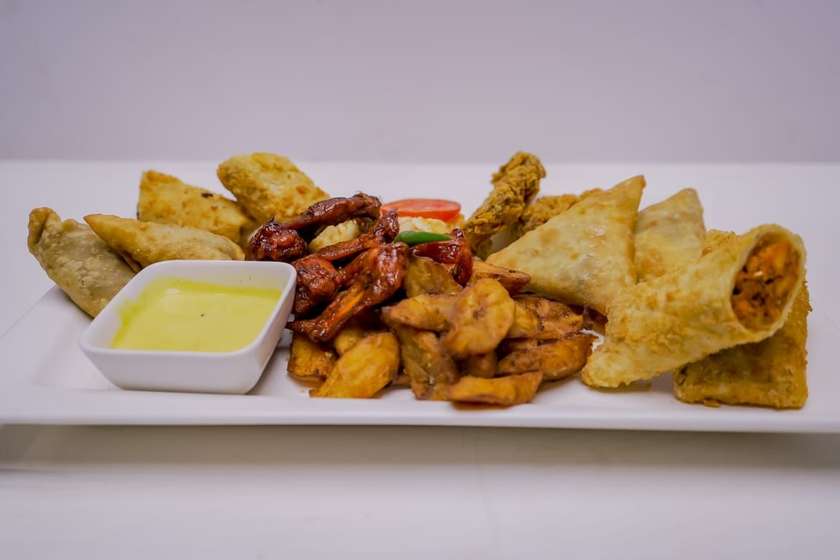 Samosa & Spring Roll Platter