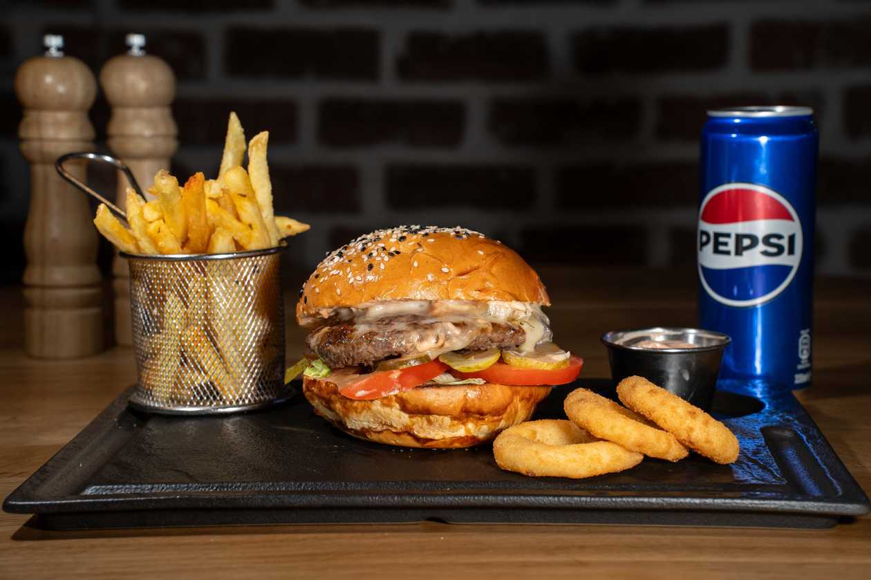 Gorgonzola beef burger