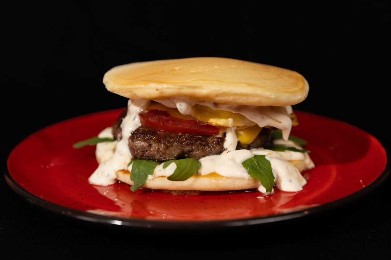 Панкейк-бургер Канадійський