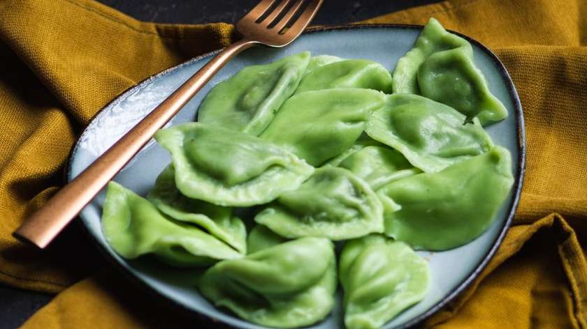 Boiled Spinach vareniki 15 pcs