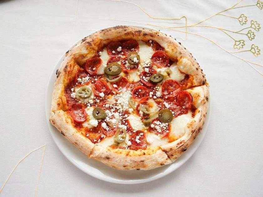 Чорізо з карпатською бринзою