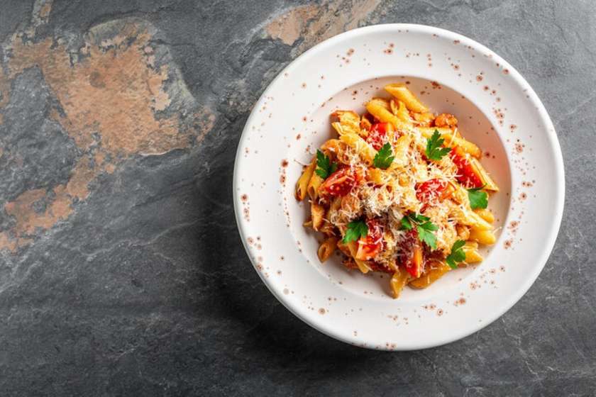 Paste quattro formaggi cu pui