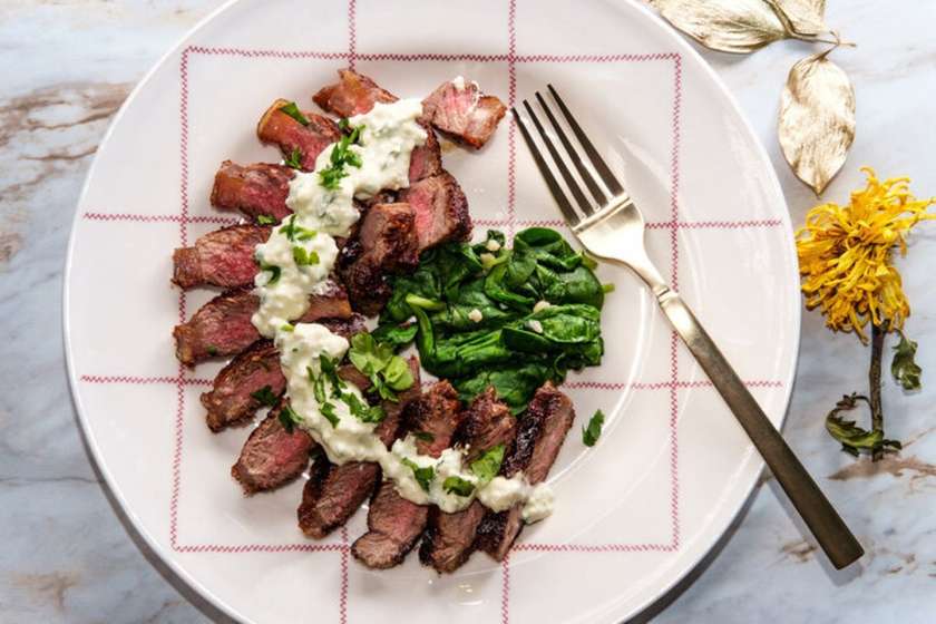 Muschi de vita cu sos gorgonzola