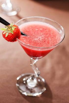 Strawberry caipiroska