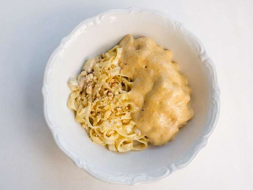 Тальятелле з білими грибами