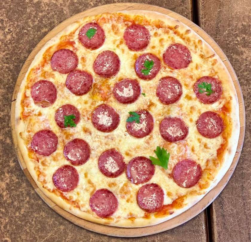 Pizza Salami Rotundă Ø 36cm