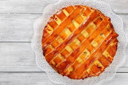 Tart with Organic Cottage Cheese and Raisins, 150 gr