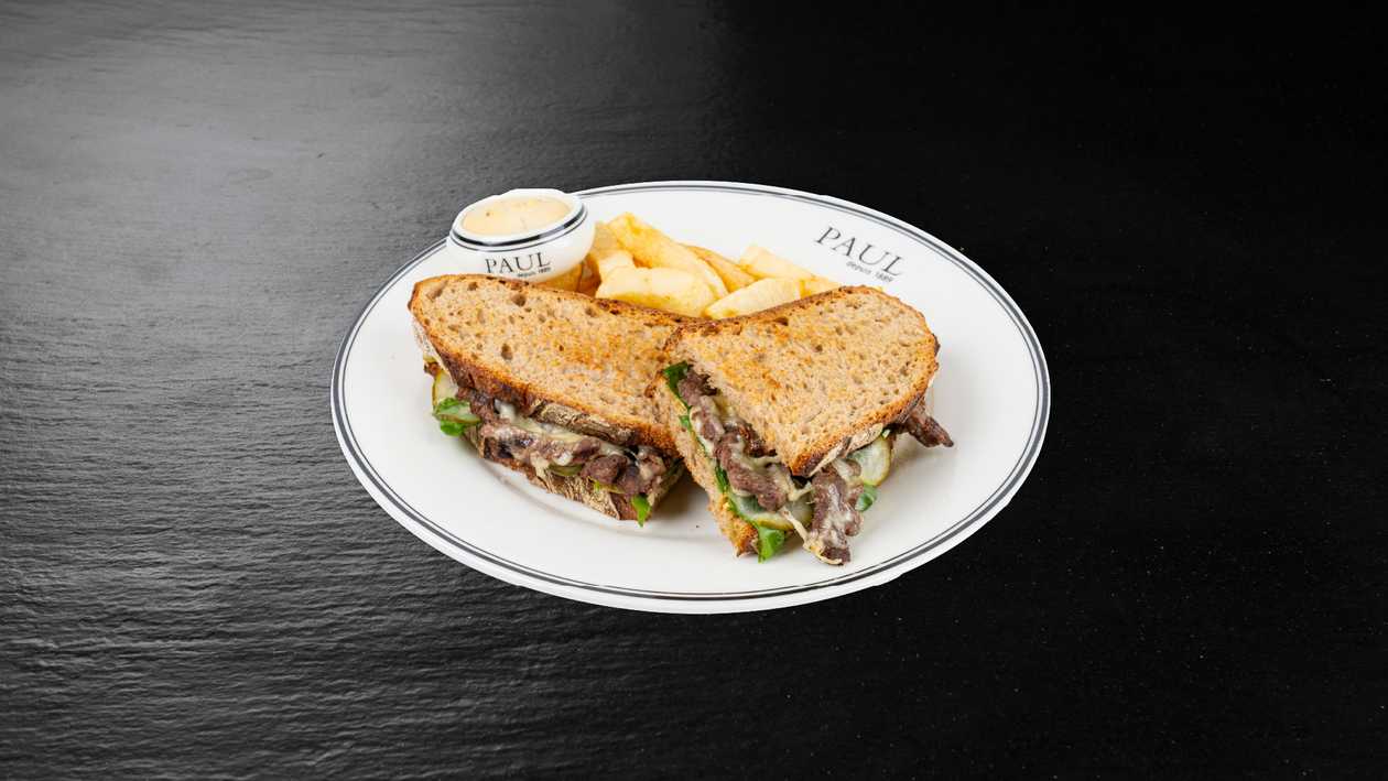 Сэндвич со стейком