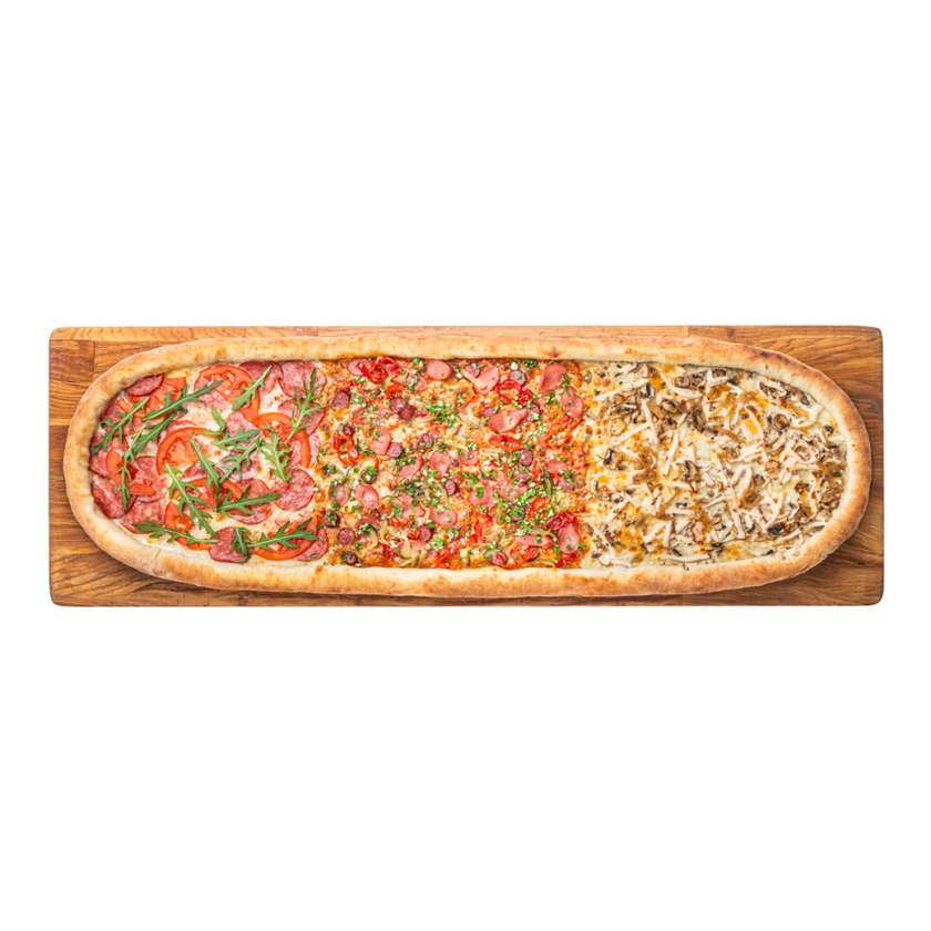 Піца Фієста метрова (1250г)