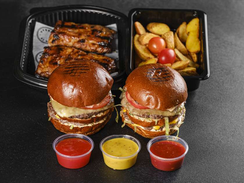 КОМБО ДАБЛ БУРГЕРИ ТА РЕБРА, L