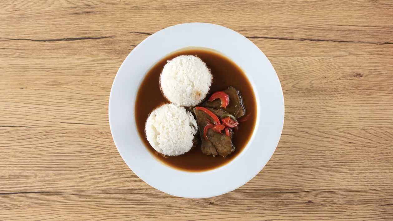 Cikánská hovězí pečeně, houskový knedlík