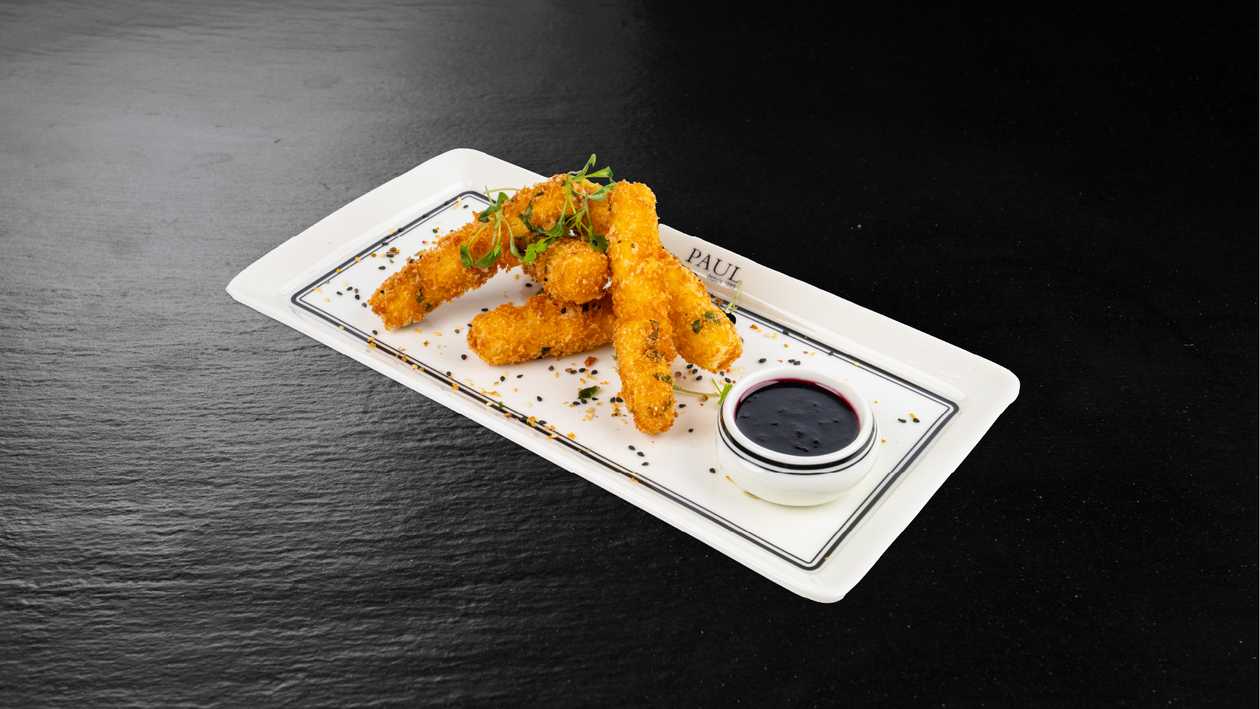 Хрустящий картофель фри с халлуми