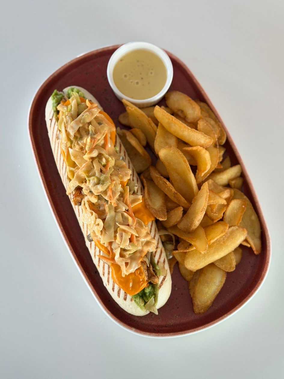 Rosto–Halloumi Sandwich