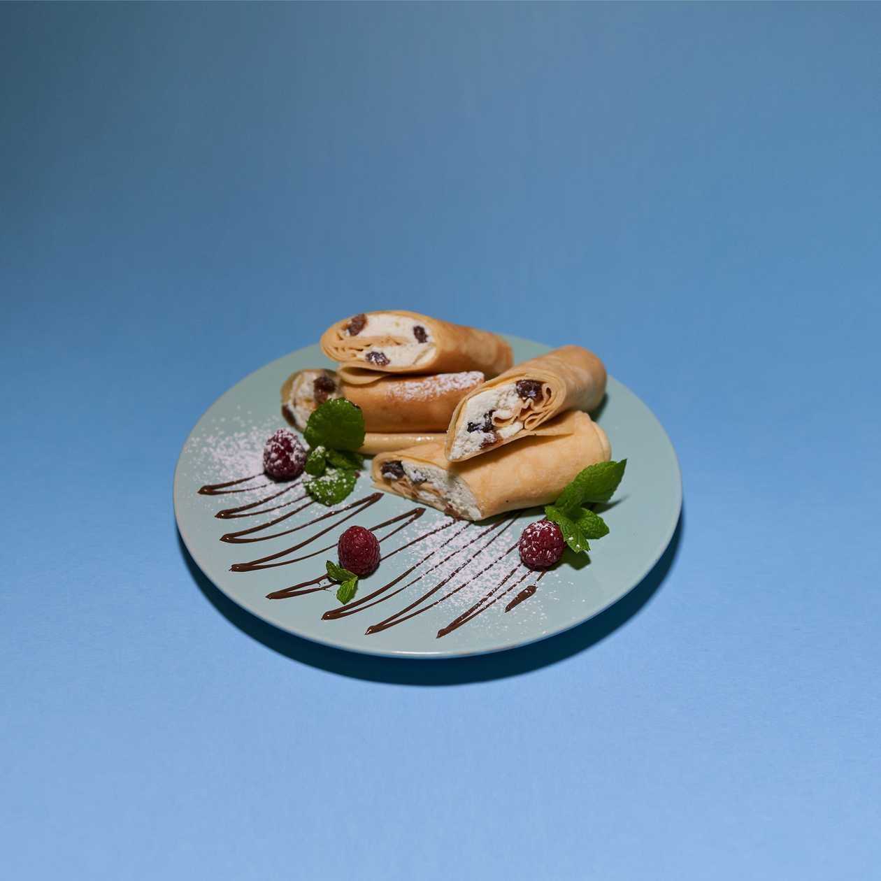 Pancakes with Curd and Raisins (2 pcs.)