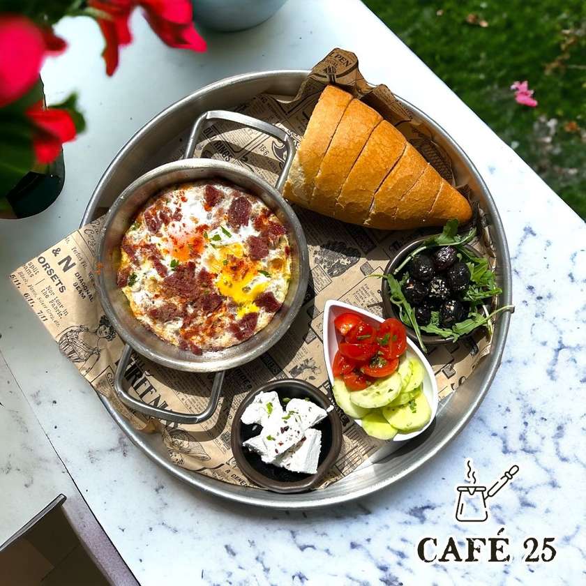 Pastirmali Yumurta B'fast TRAY