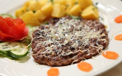 Hearty Sharska Patty Plate