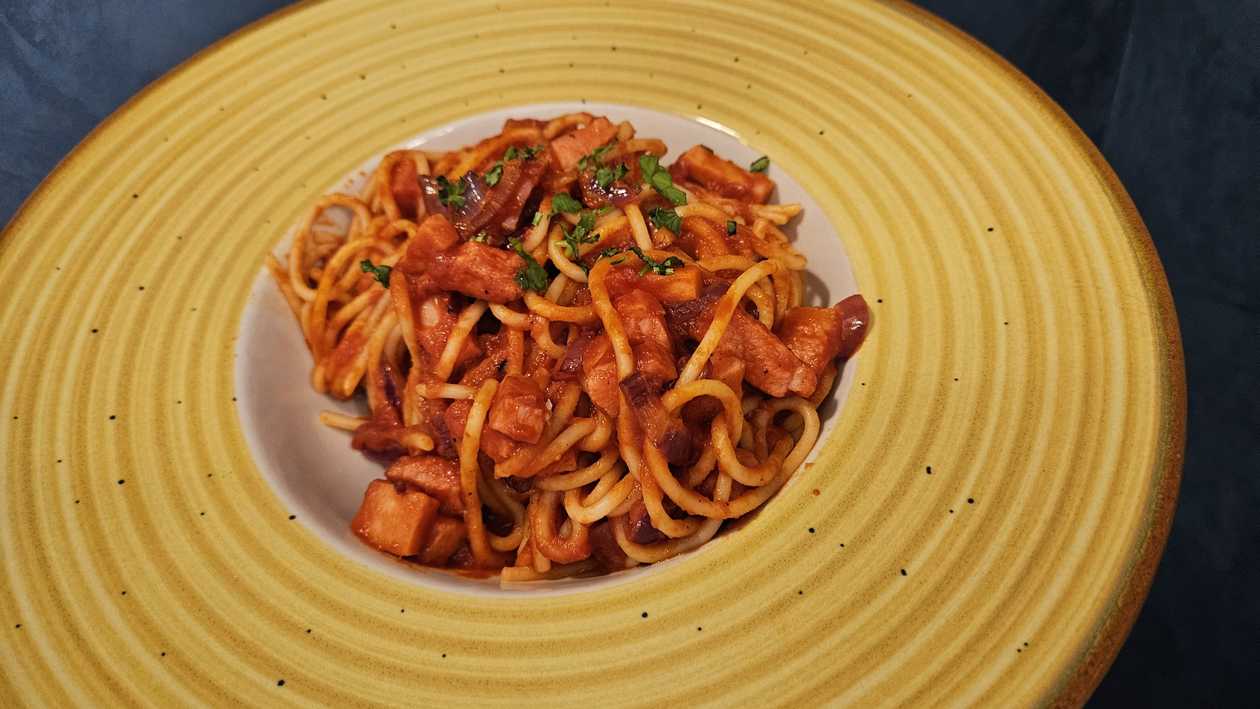 Matriciana Spaghetti