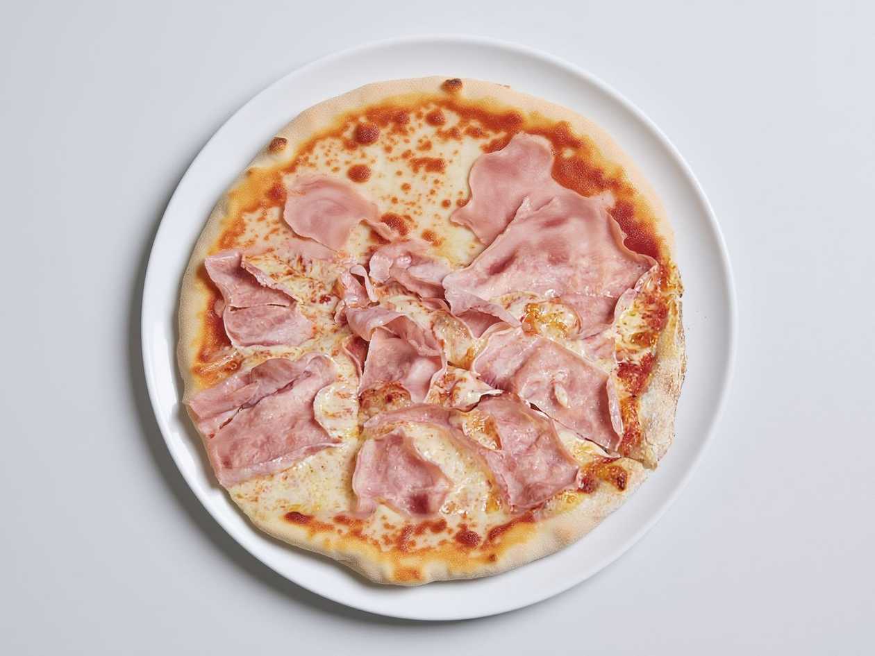 Ham Pizza