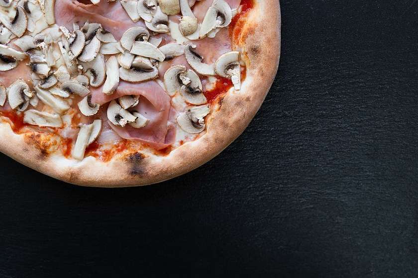 Pizza Capricciosa 32cm