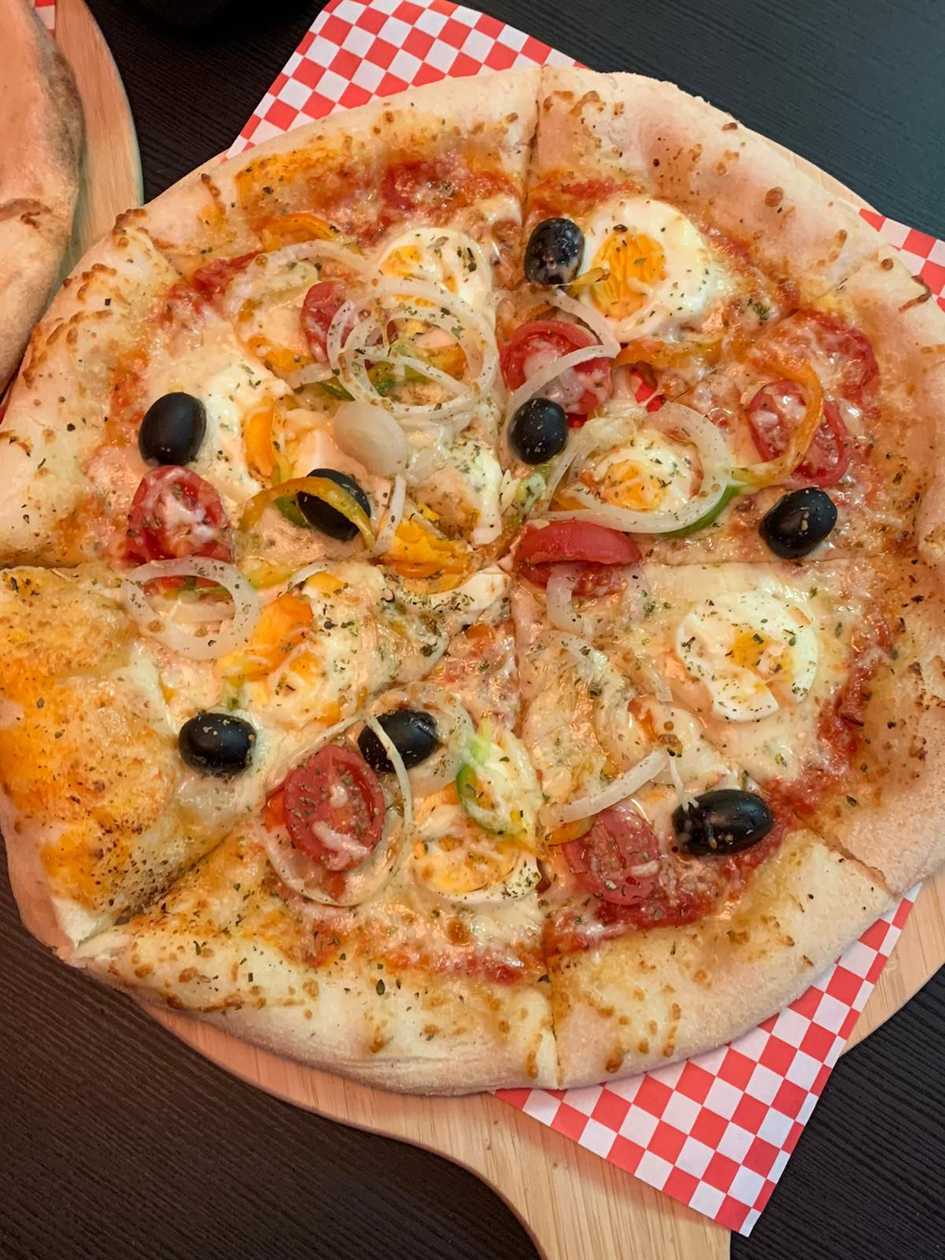 Portuguese Pizza