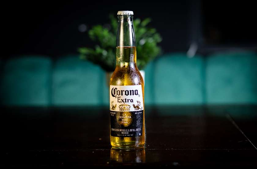 Corona sticla 0,33l