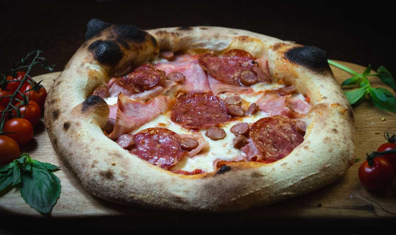 Pizza Quattro Carne