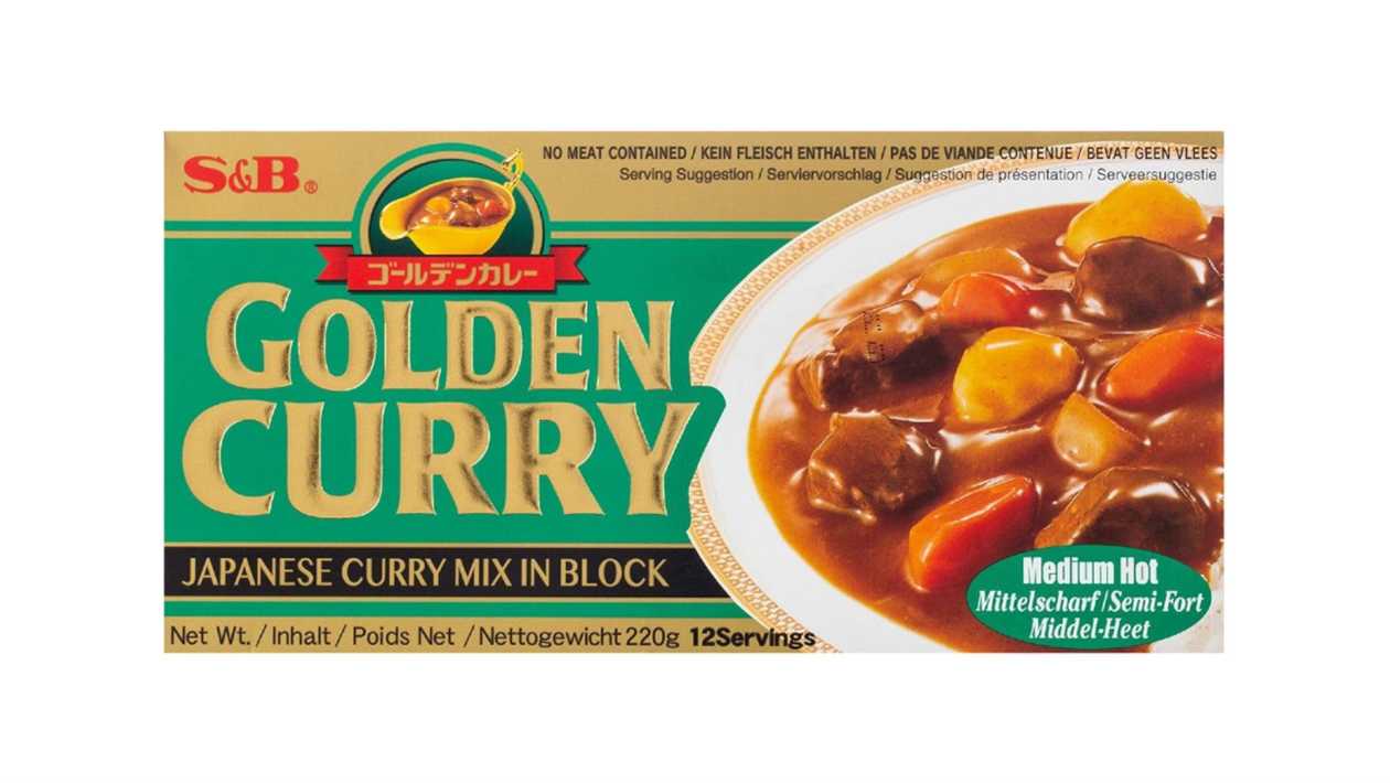 S&B Medium Hot Curry Cubes, 220 g