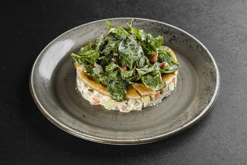 КАРТОПЛЯНИЙ САЛАТ ЗІ ШНІЦЕЛЕМ