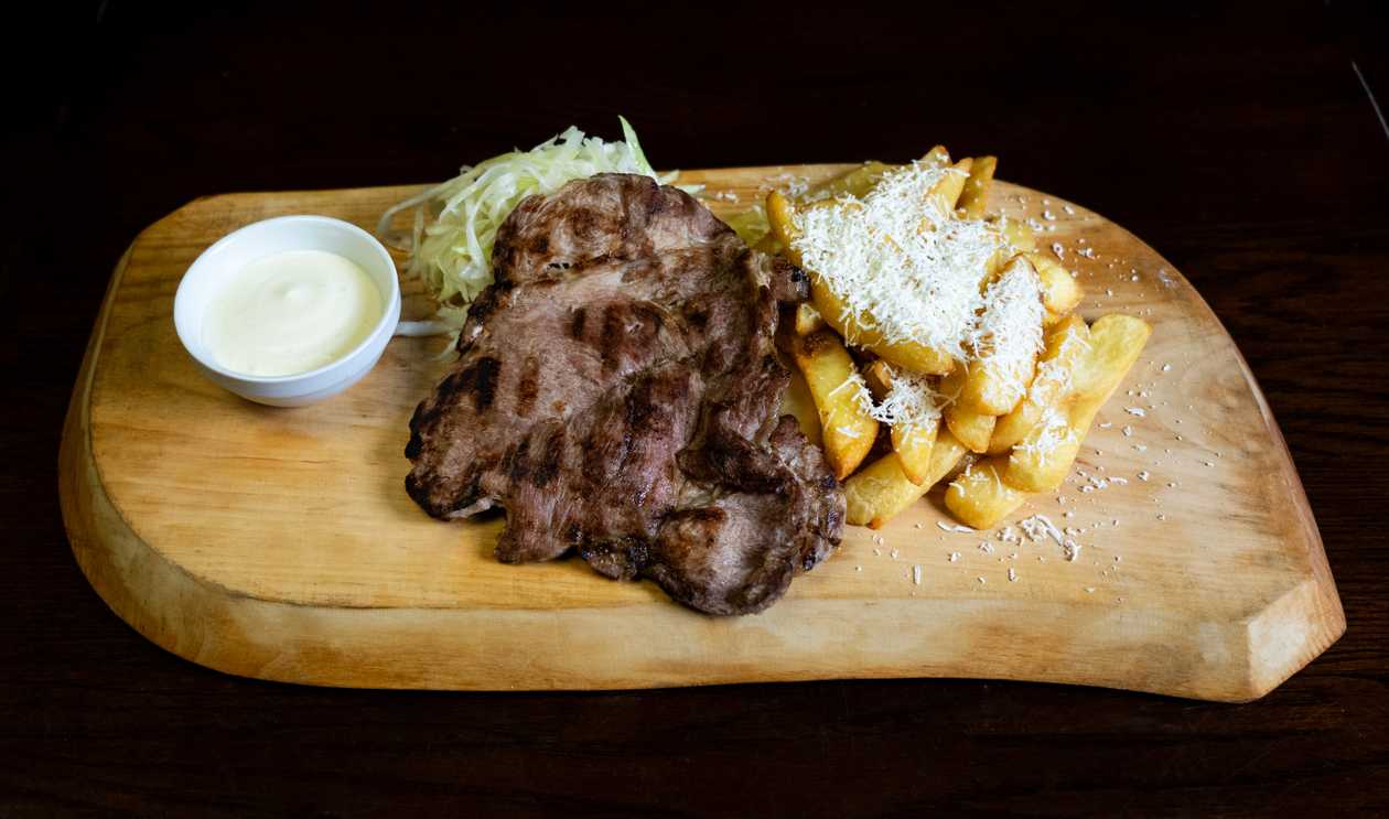 Ceafă de porc la grătar