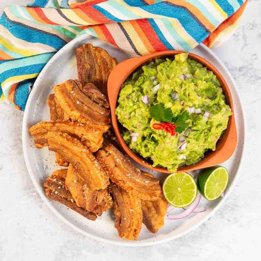 Chicharrones con Guacamole
