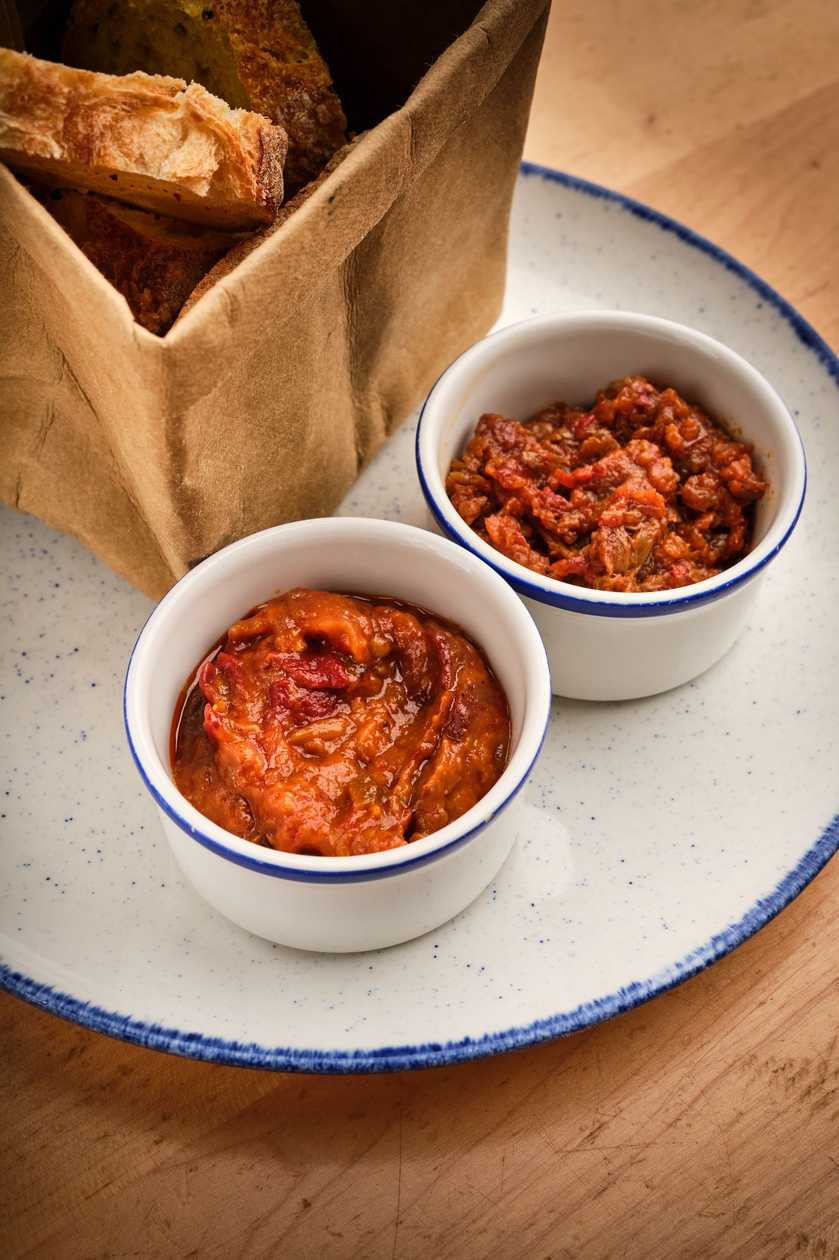 Două feluri de zacuscă