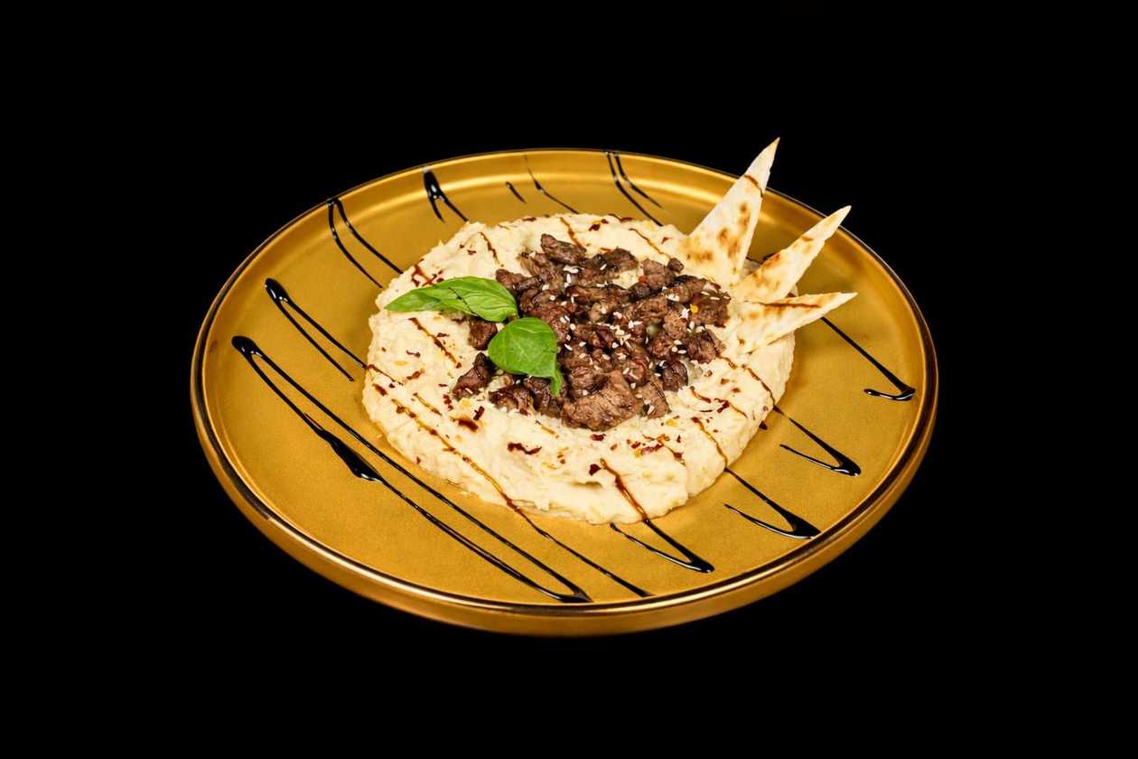Humus cu Pastrama de Oaie 230 Gr.