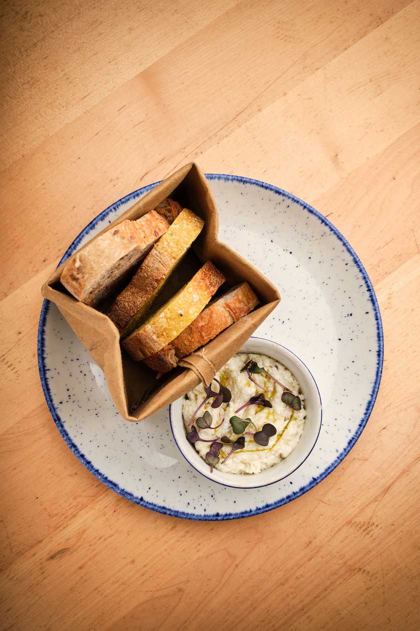 Cremă de brânză cu telemea de capră de la Baier